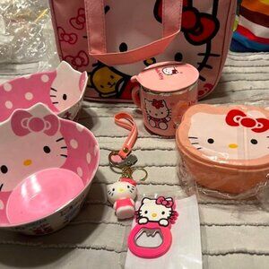 Hello Kitty Lot #2 - NEW